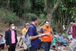 ลงพื้นที่ติดตามและให้กำลังใจชาวบ้านที่ประสบภัยน้ำป่าไหลหลาก